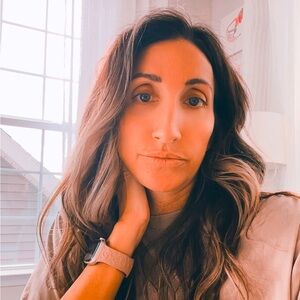 Meet your Posher, Justine